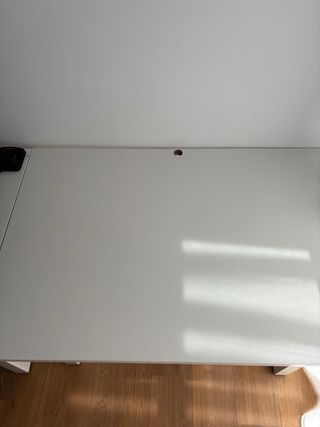 Mesa estudio blanca madera con patas metal — imagen 3