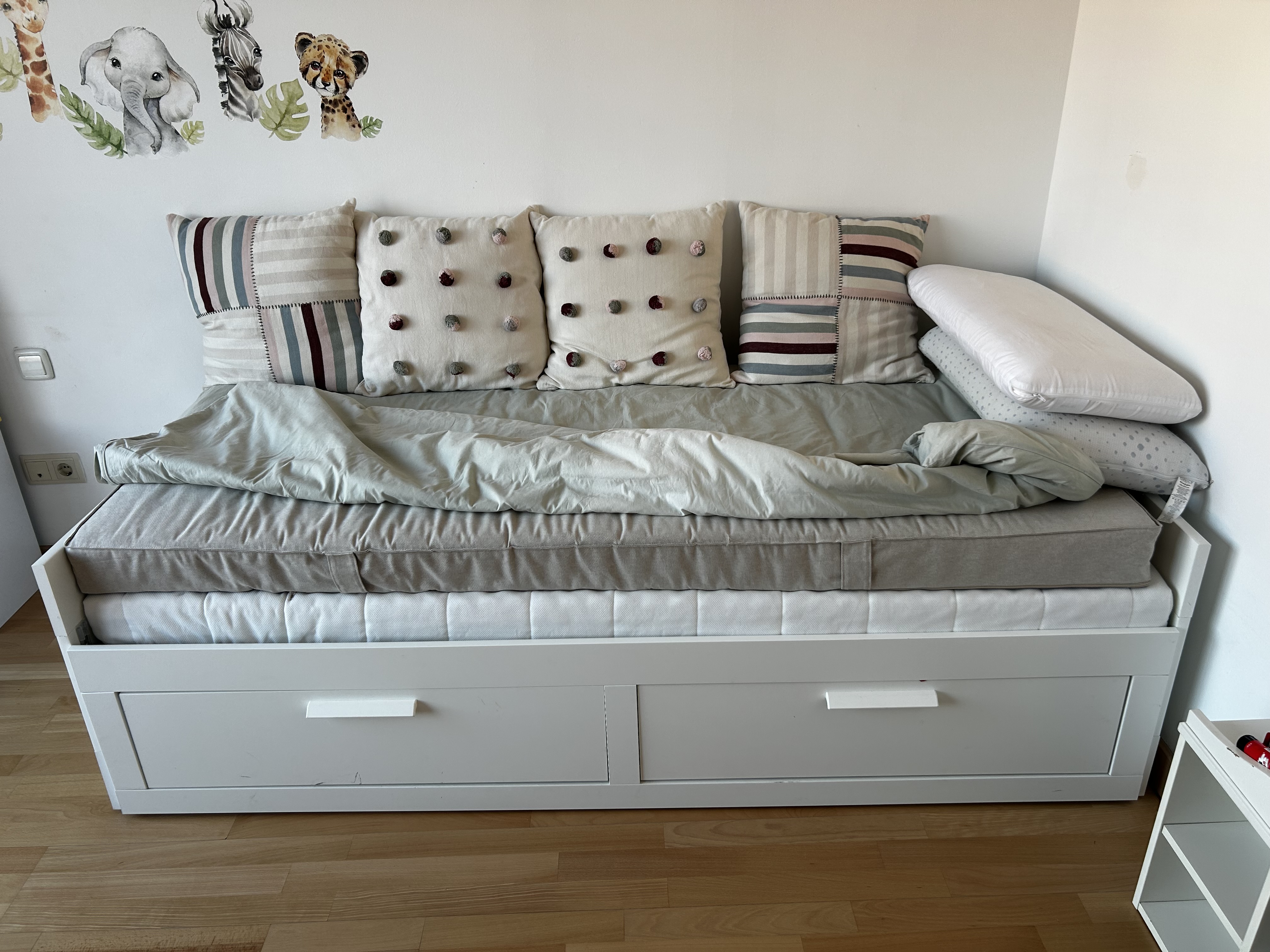 Cama con cama nido — imagen 2