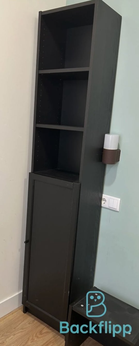 Armario estrecho negro madera