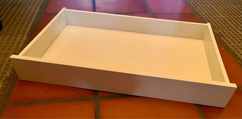 Escritorio pequeño blanco — imagen 4