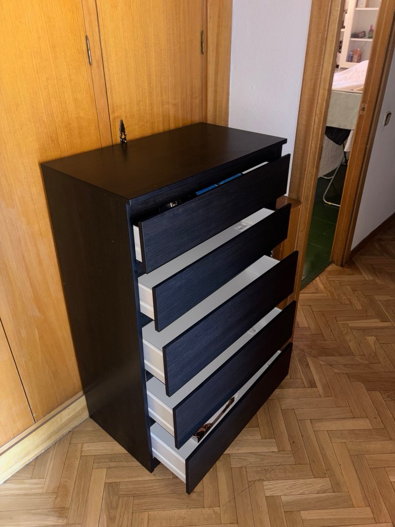 Mueble cajonera negro Ikea en perfecto estado — imagen 2