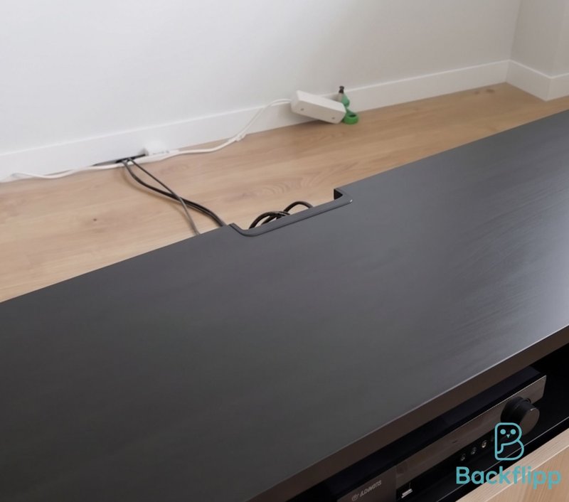 Mueble TV negro y madera — imagen 2