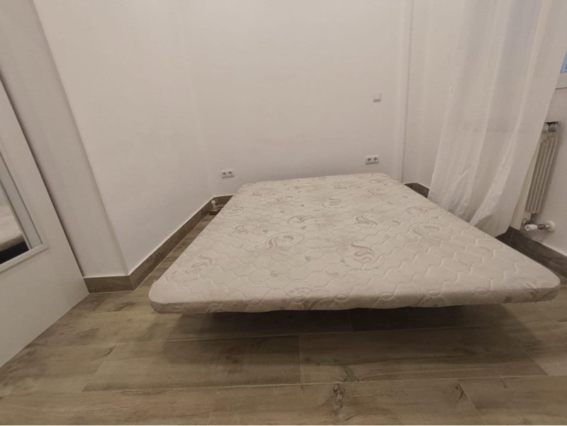 Somier tapizado y colchon 150x200 cm