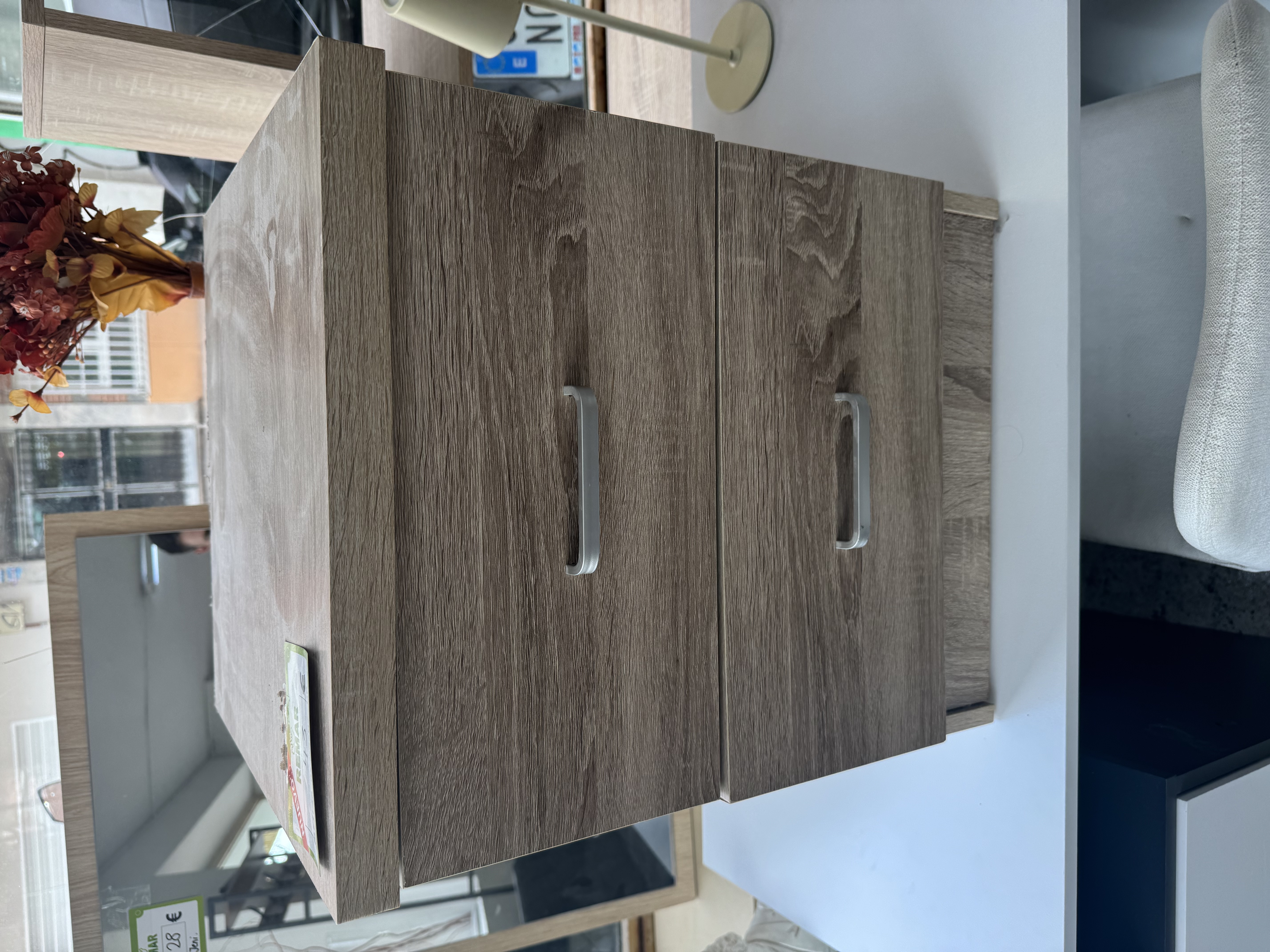 Mesita de noche con 2 puertas abatibles acabado roble gris