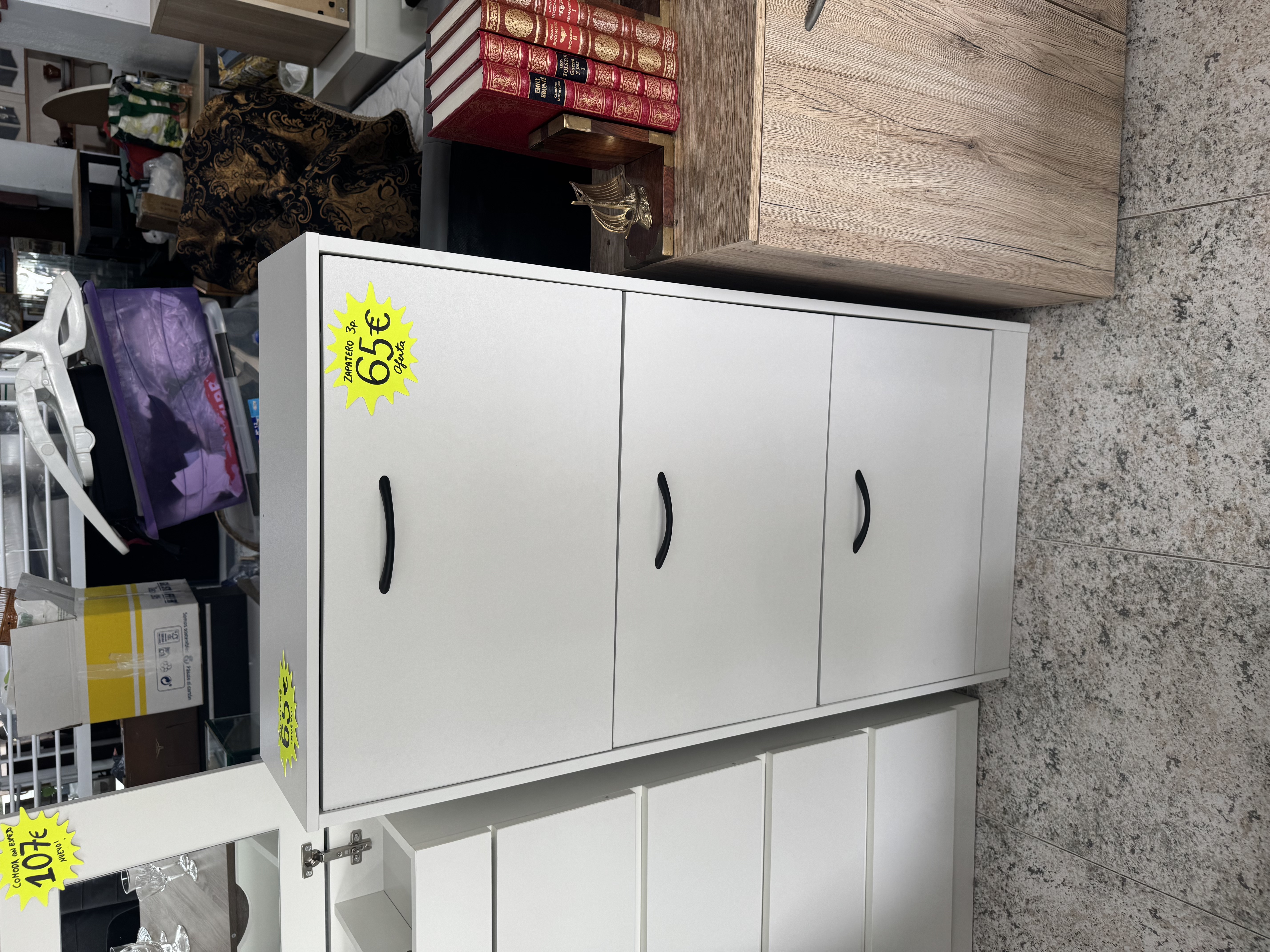 Mueble zapatero de 3 puertas con organizador giratorio interior