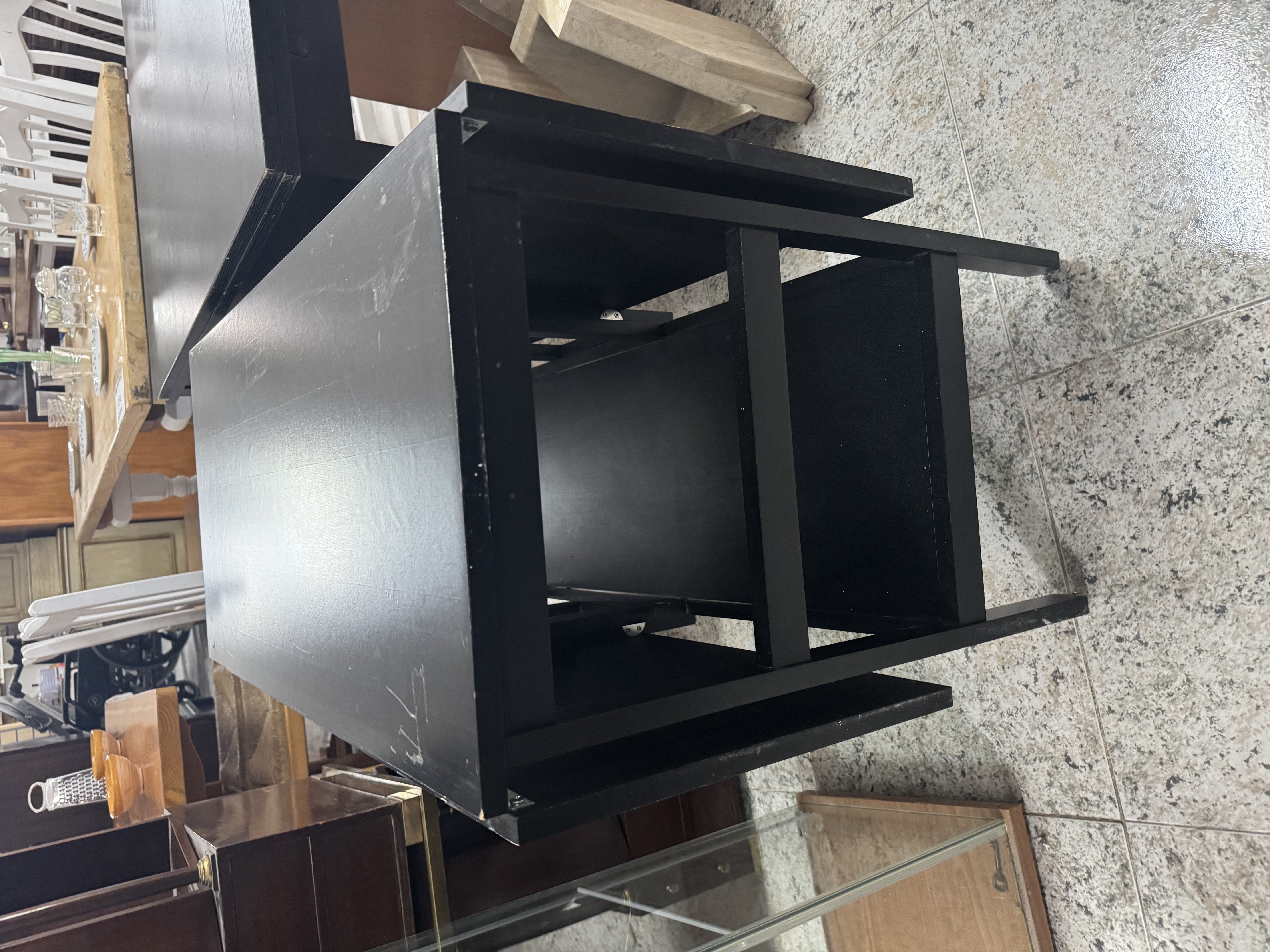 Mesa de centro abatible con estante inferior – estilo moderno negro — imagen 4