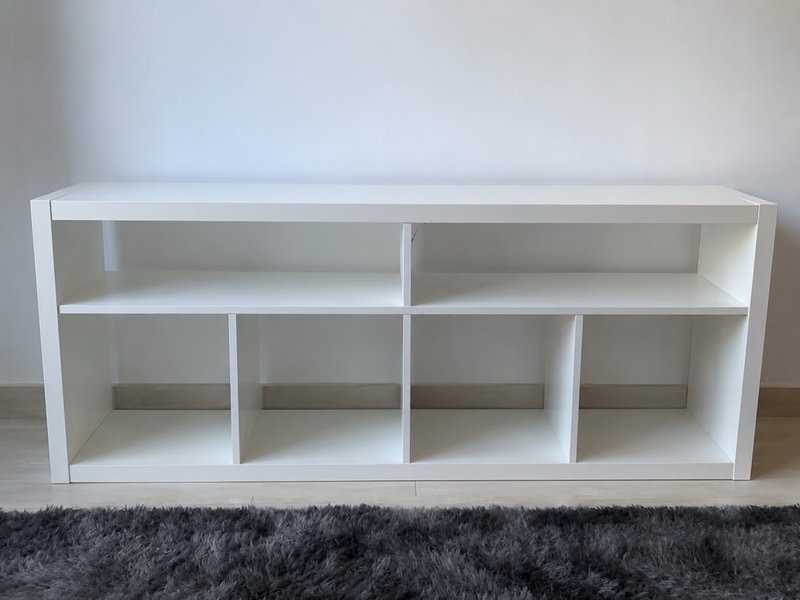Mueble de salón para televisión en color blanco