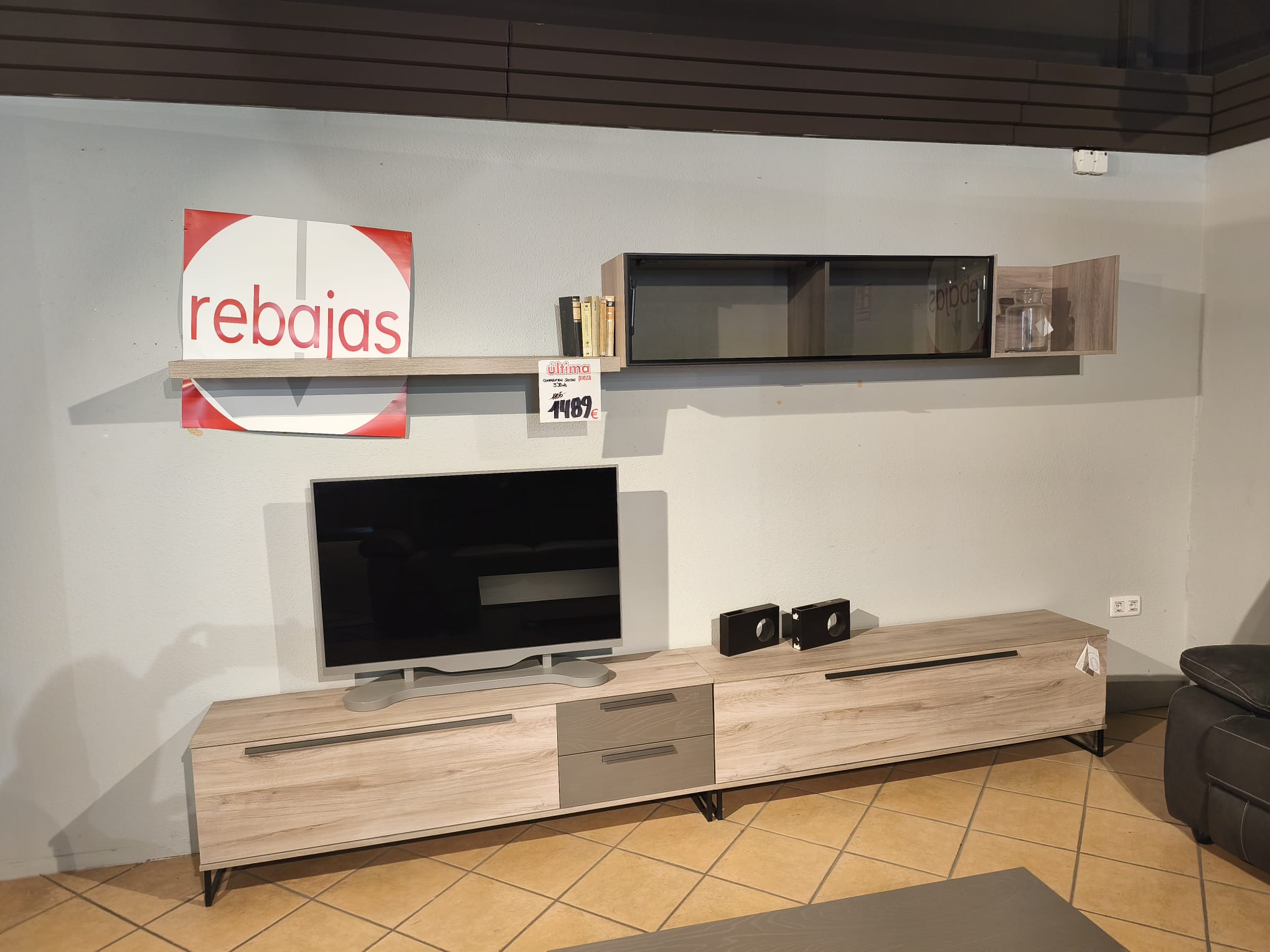 Conjunto salón modular con mueble TV y módulo de pared — imagen 3