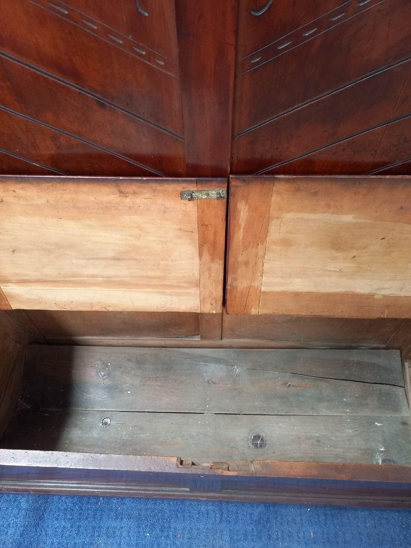 Banco escaño rústico antiguo con arcón en madera maciza — imagen 4
