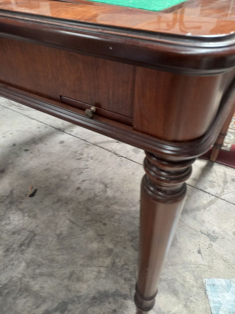 Mesa de juego antigua con tapete incluido — imagen 8