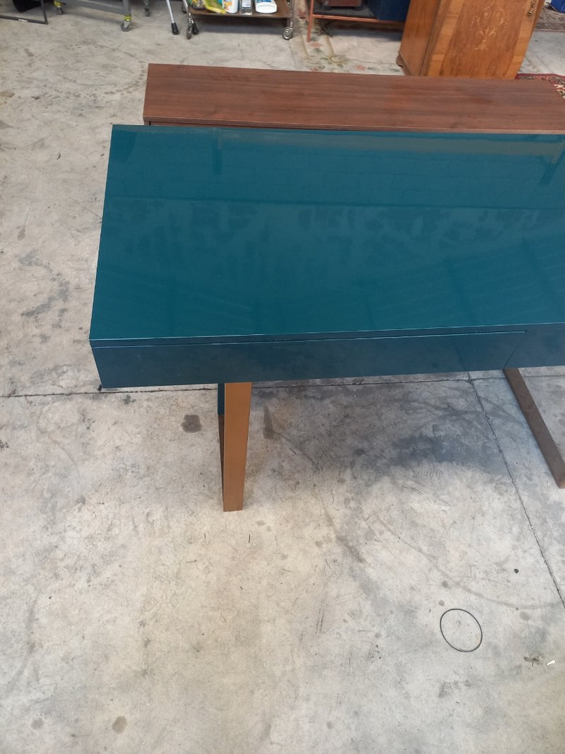 Mueble de diseño en color azul — imagen 2