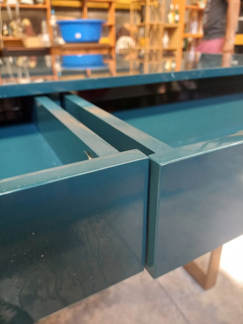 Mueble de diseño en color azul — imagen 5