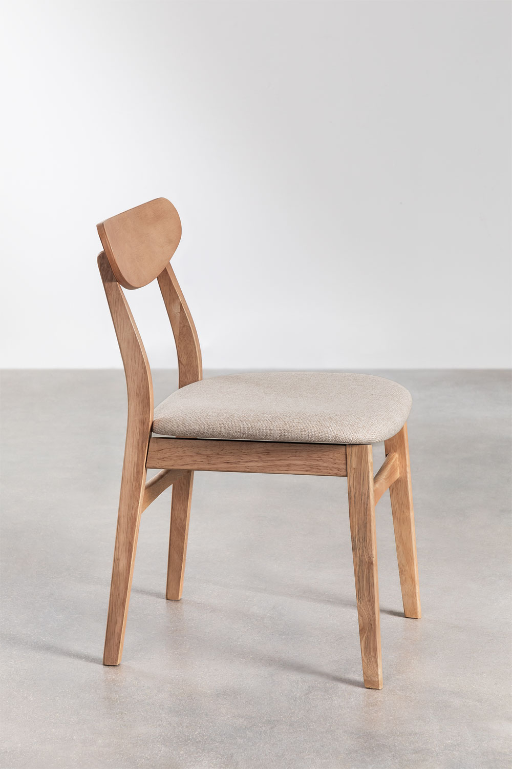 Silla de comedor SKLUM tapizada en tela y en madera como nueva. — imagen 2