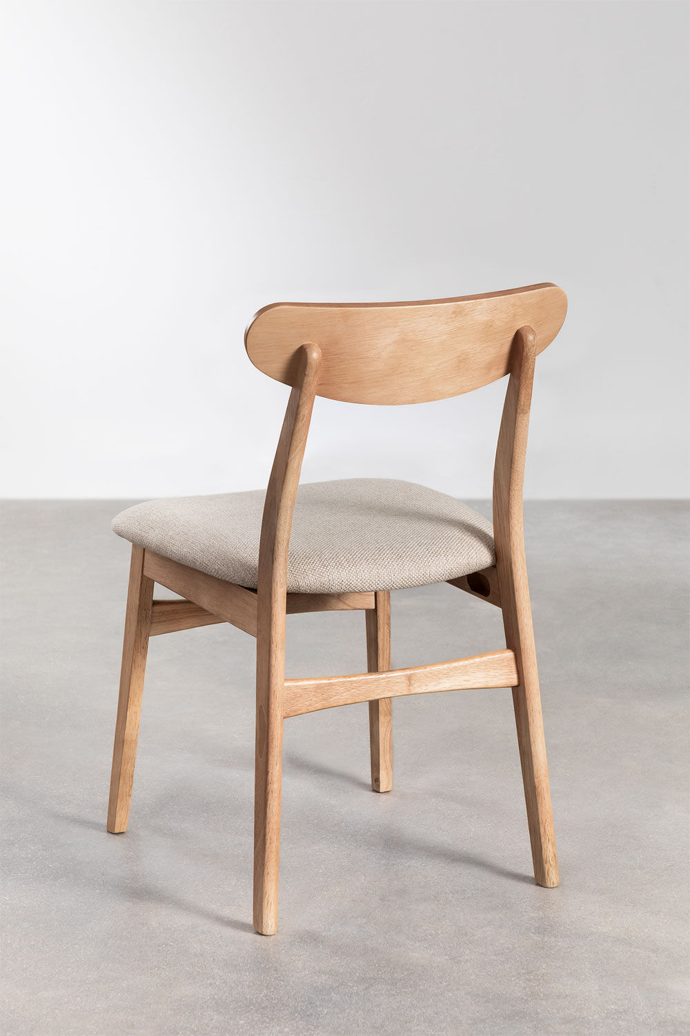 Silla de comedor SKLUM tapizada en tela y en madera como nueva. — imagen 4