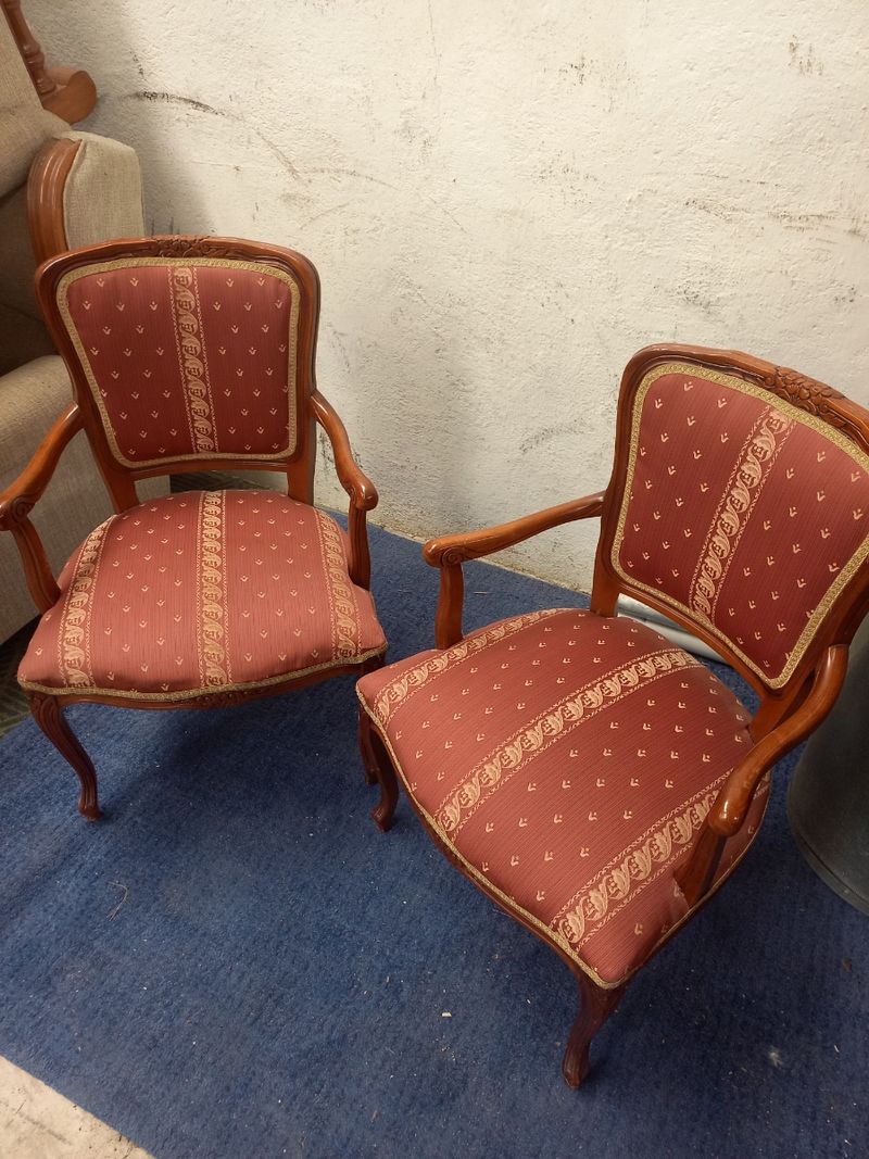 Par de butacas antiguas estilo vintage siglo XX