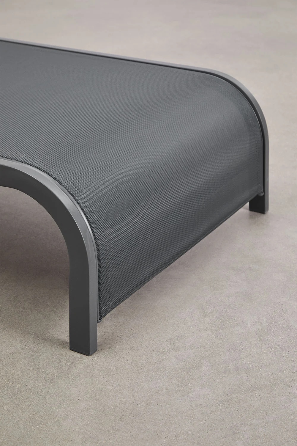 Tumbona reclinable SKLUM en acero como nueva — imagen 2