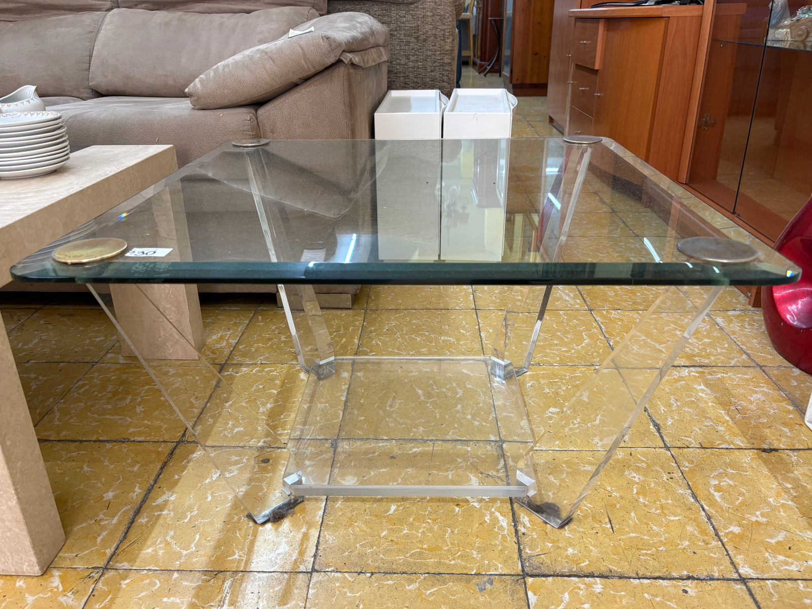 Mesita de cristal cuadrada