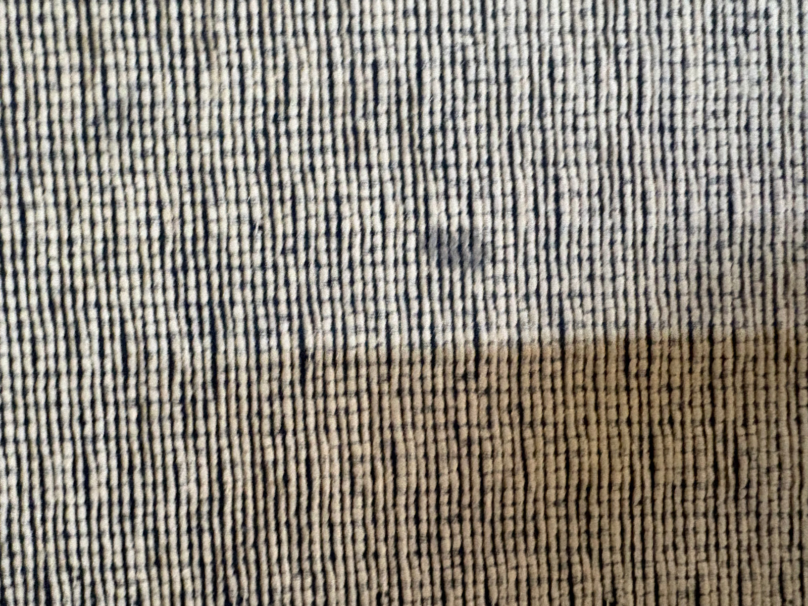 Sofá biplaza gris tela — imagen 6