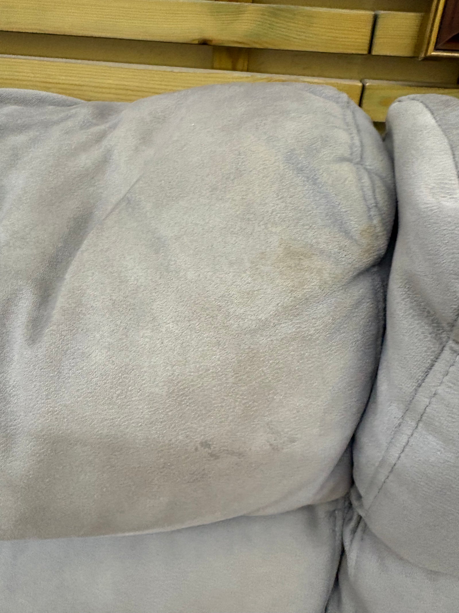 Sofá cama gris — imagen 8