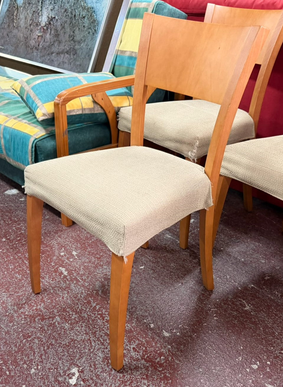 Mesa de comedor y sillas — imagen 5
