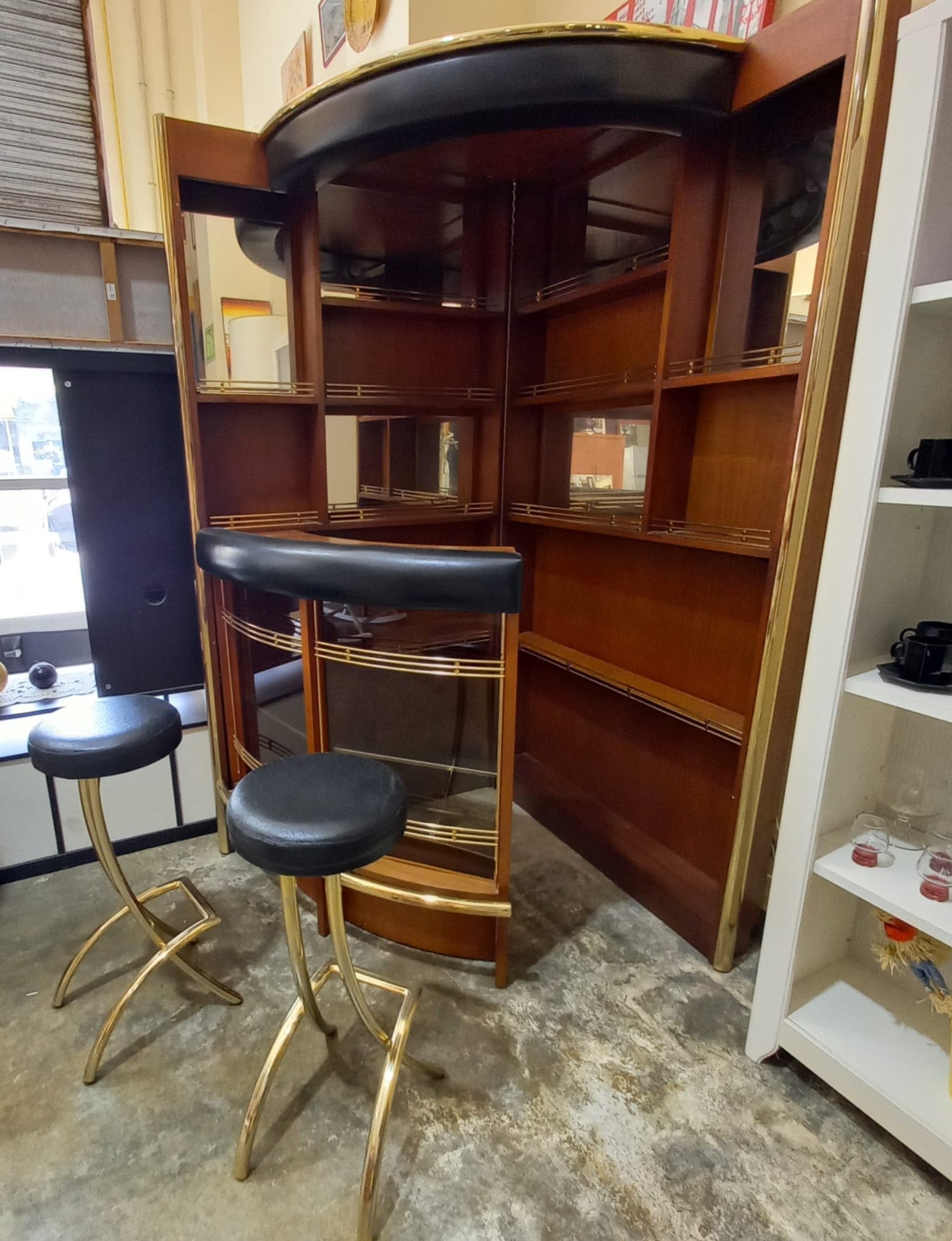 Mueble de bar — imagen 2