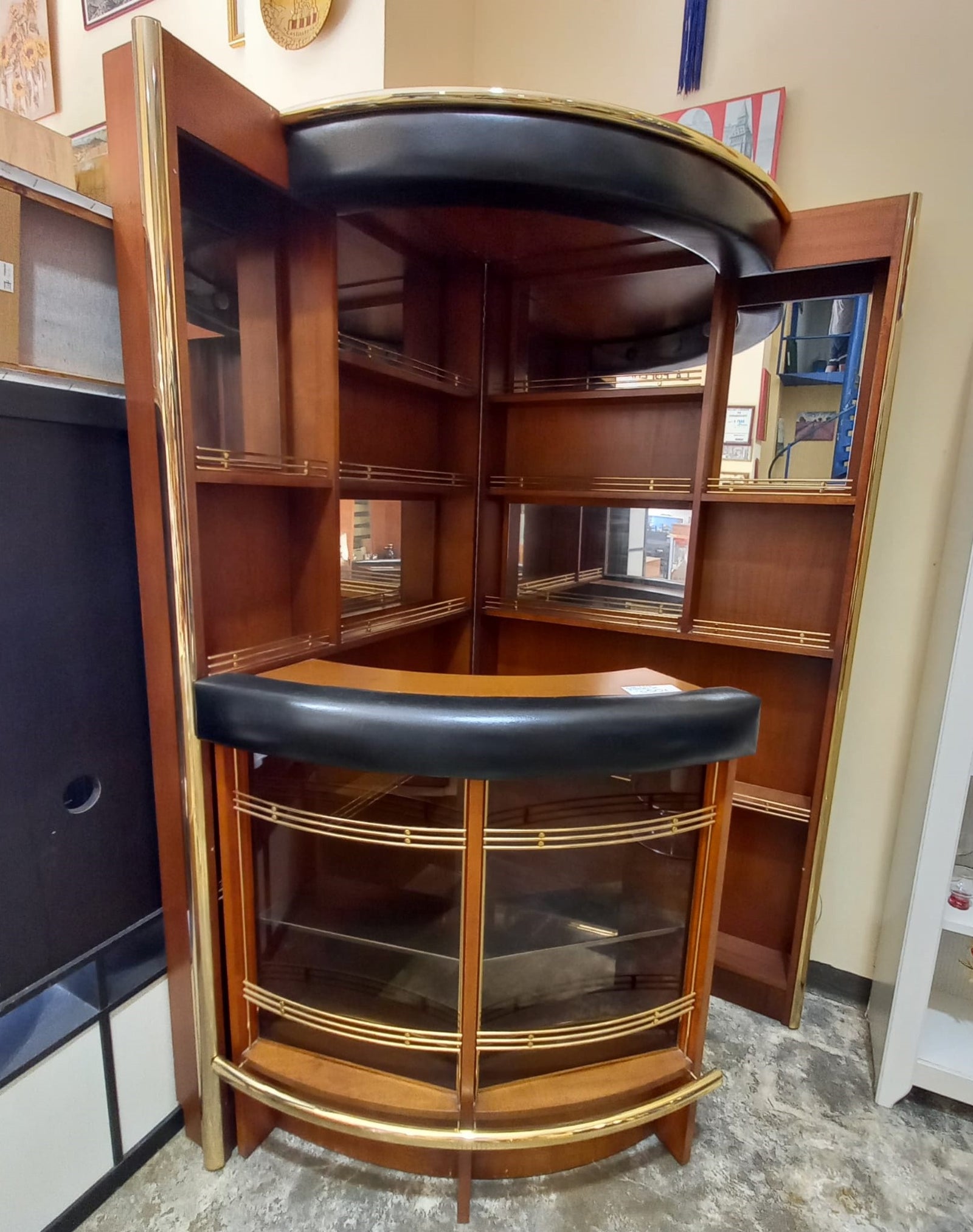 Mueble de bar — imagen 3