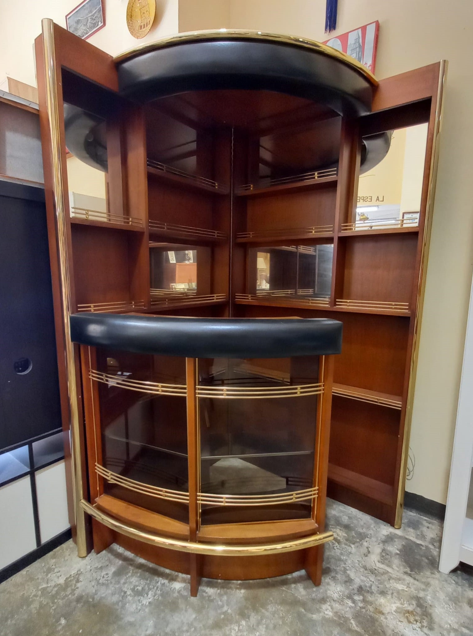 Mueble de bar — imagen 4