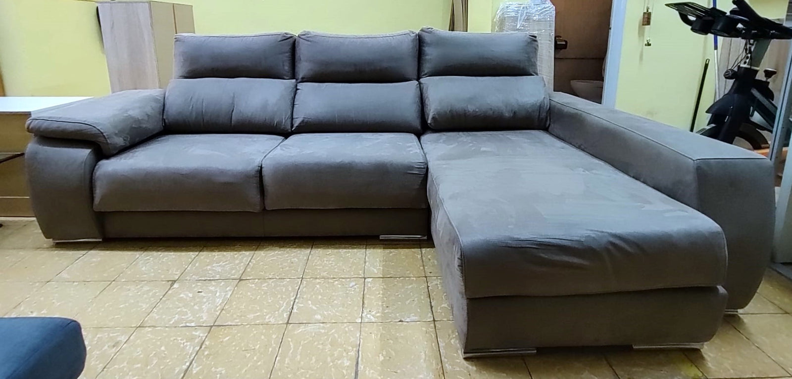 Sofá chaise longue
