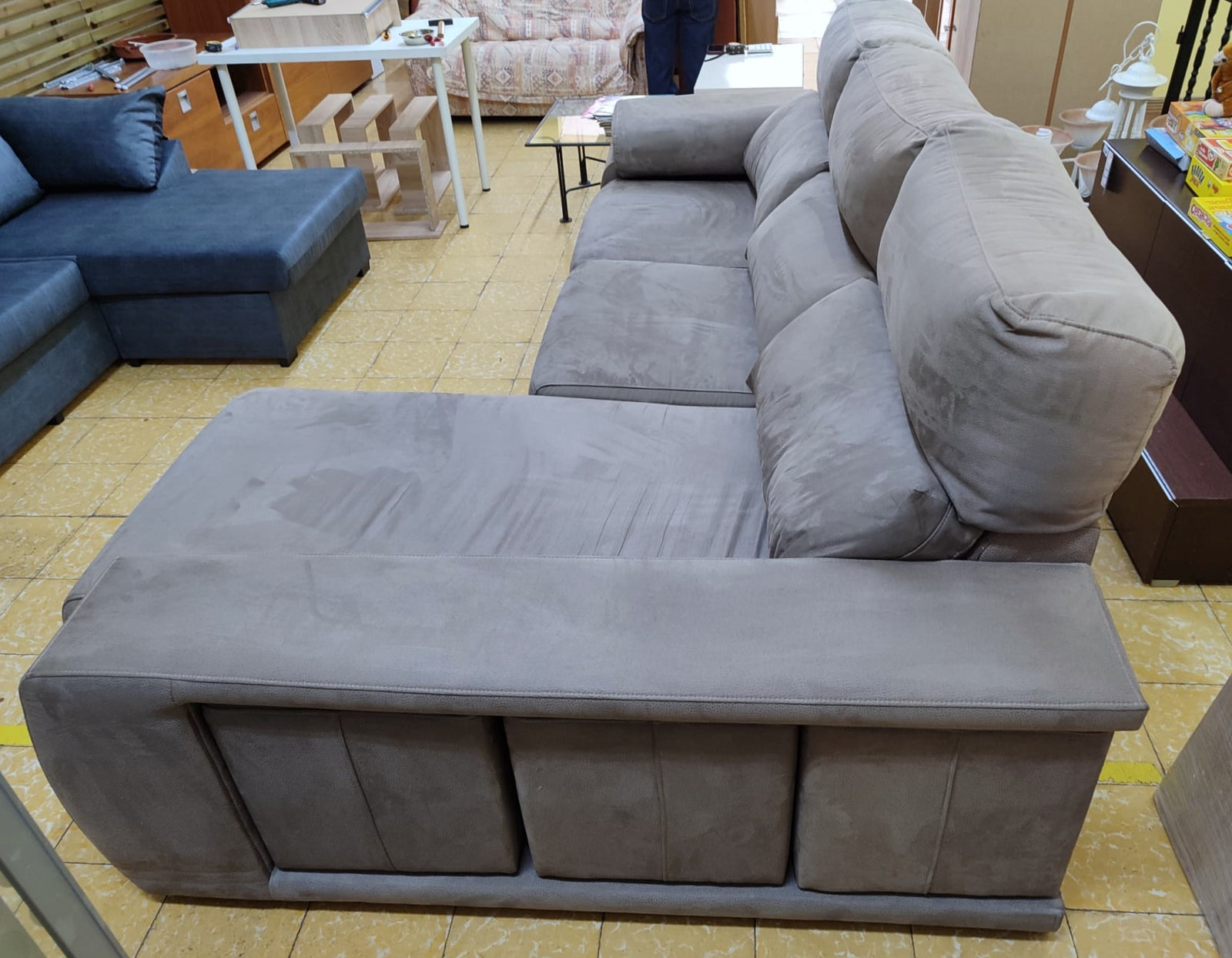 Sofá chaise longue — imagen 3