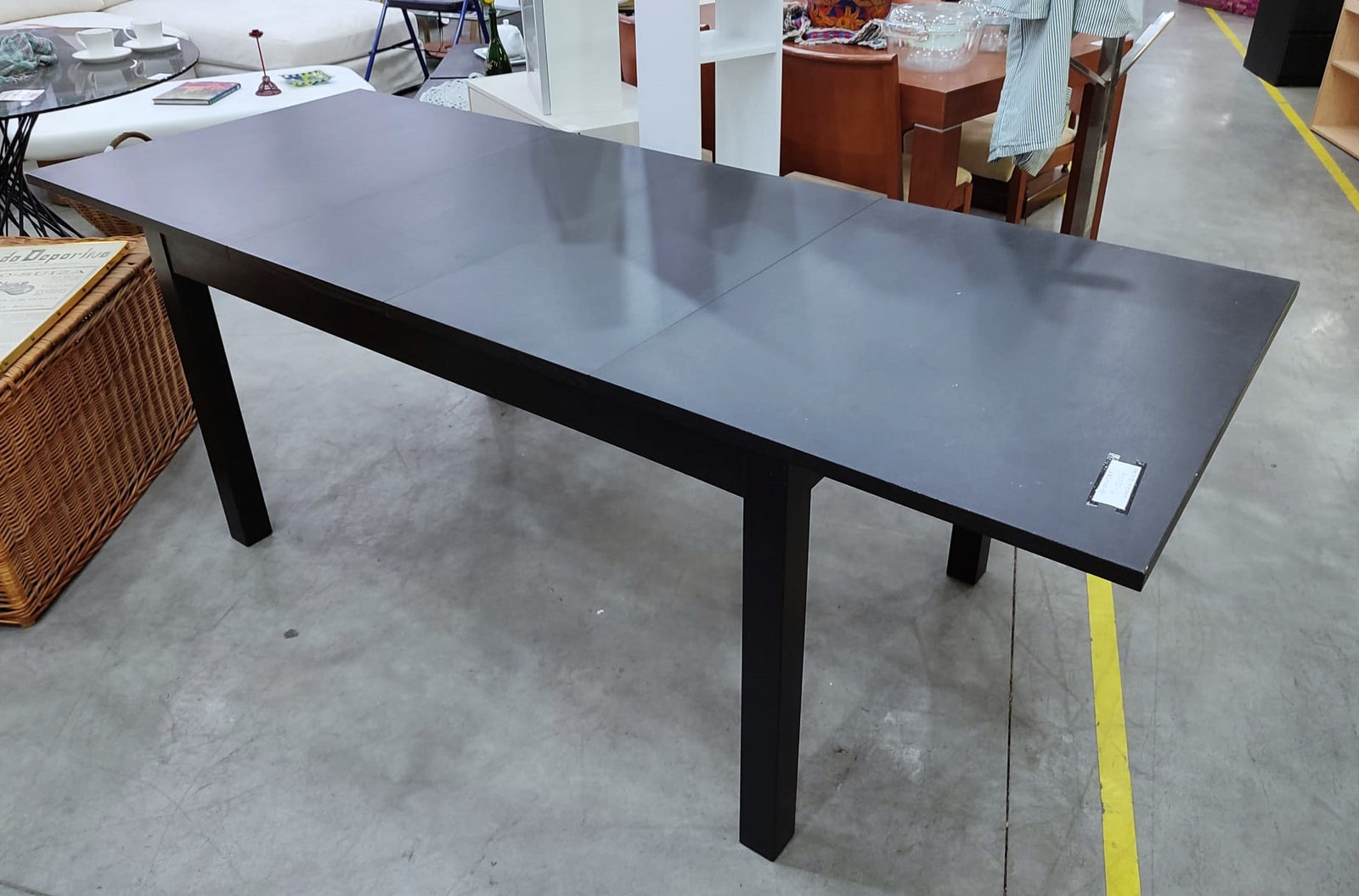 Mesa extensible "bjursta" y seis sillas — imagen 4