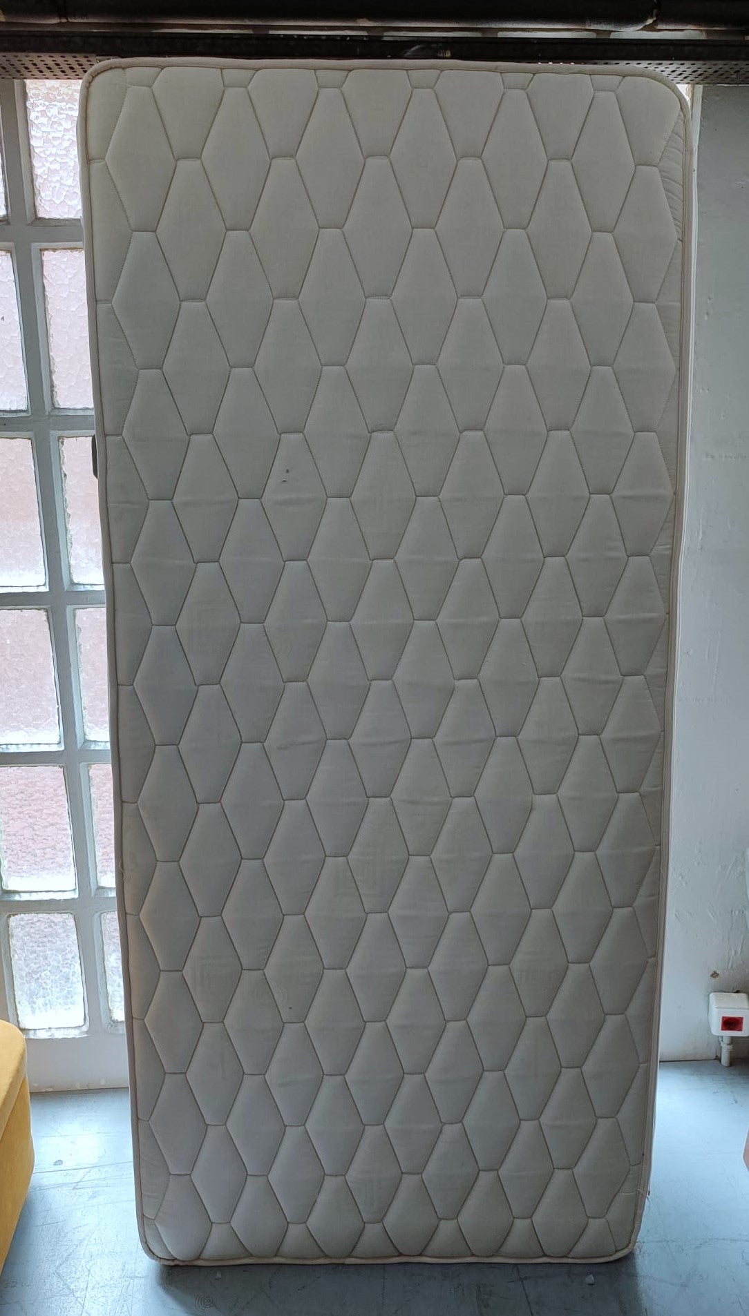 Cama alta "svärta" + somier — imagen 5