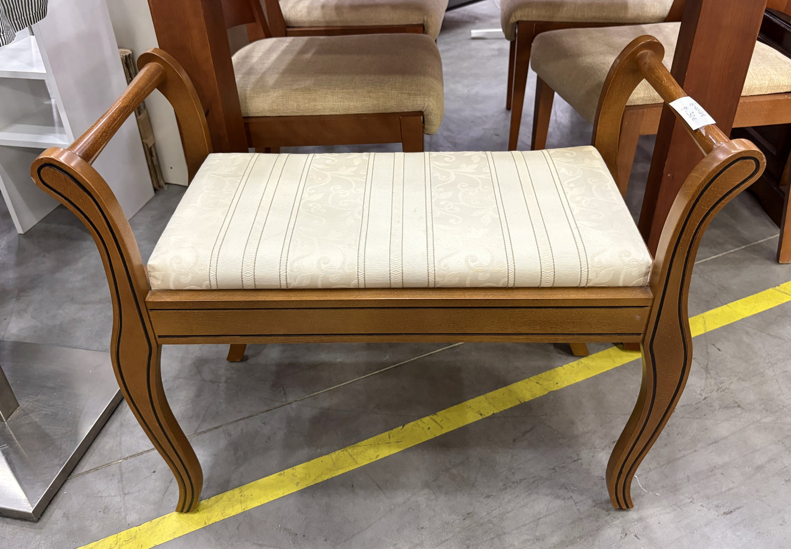 Banqueta de madera