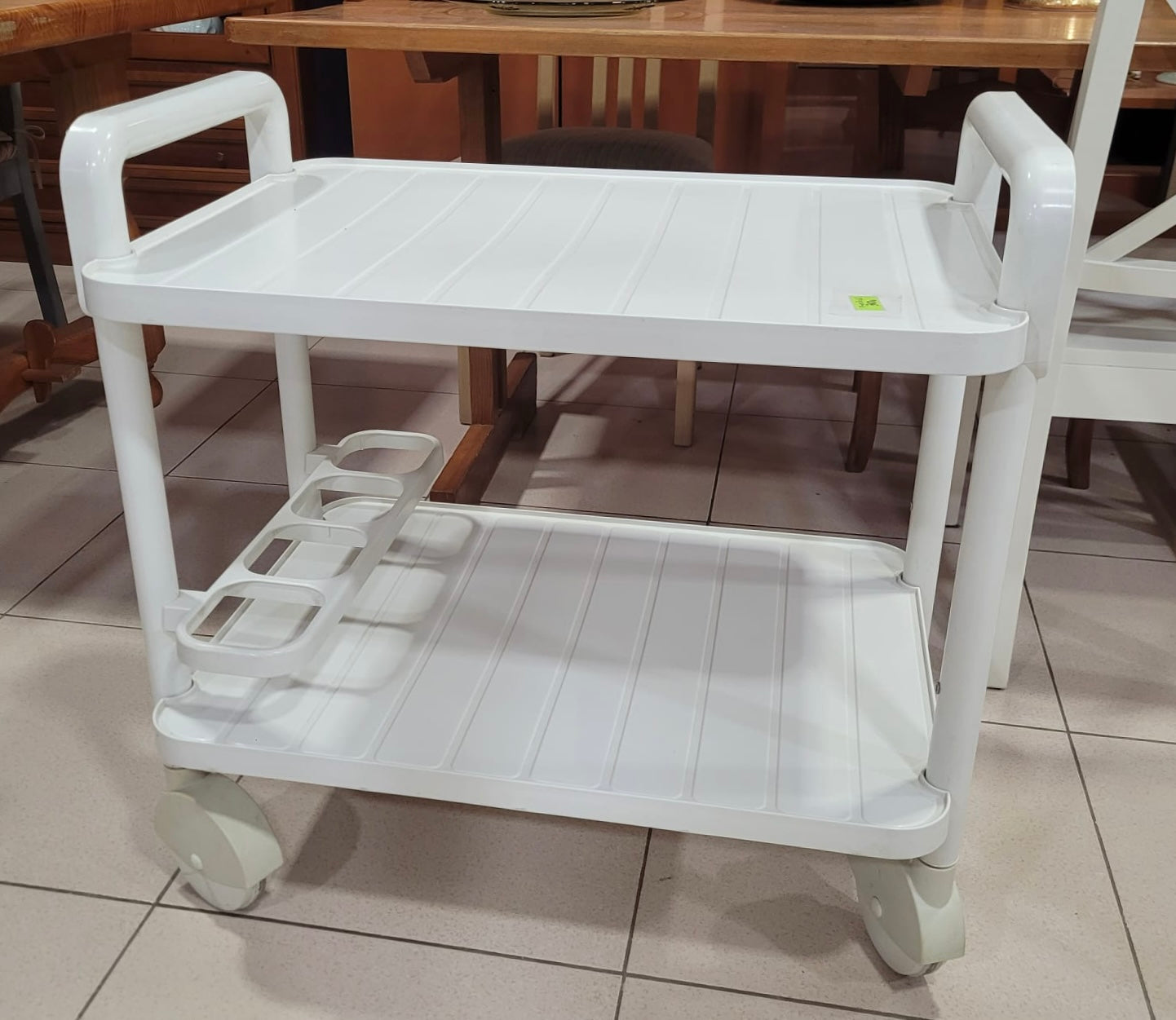 Carrito auxiliar blanco con ruedas