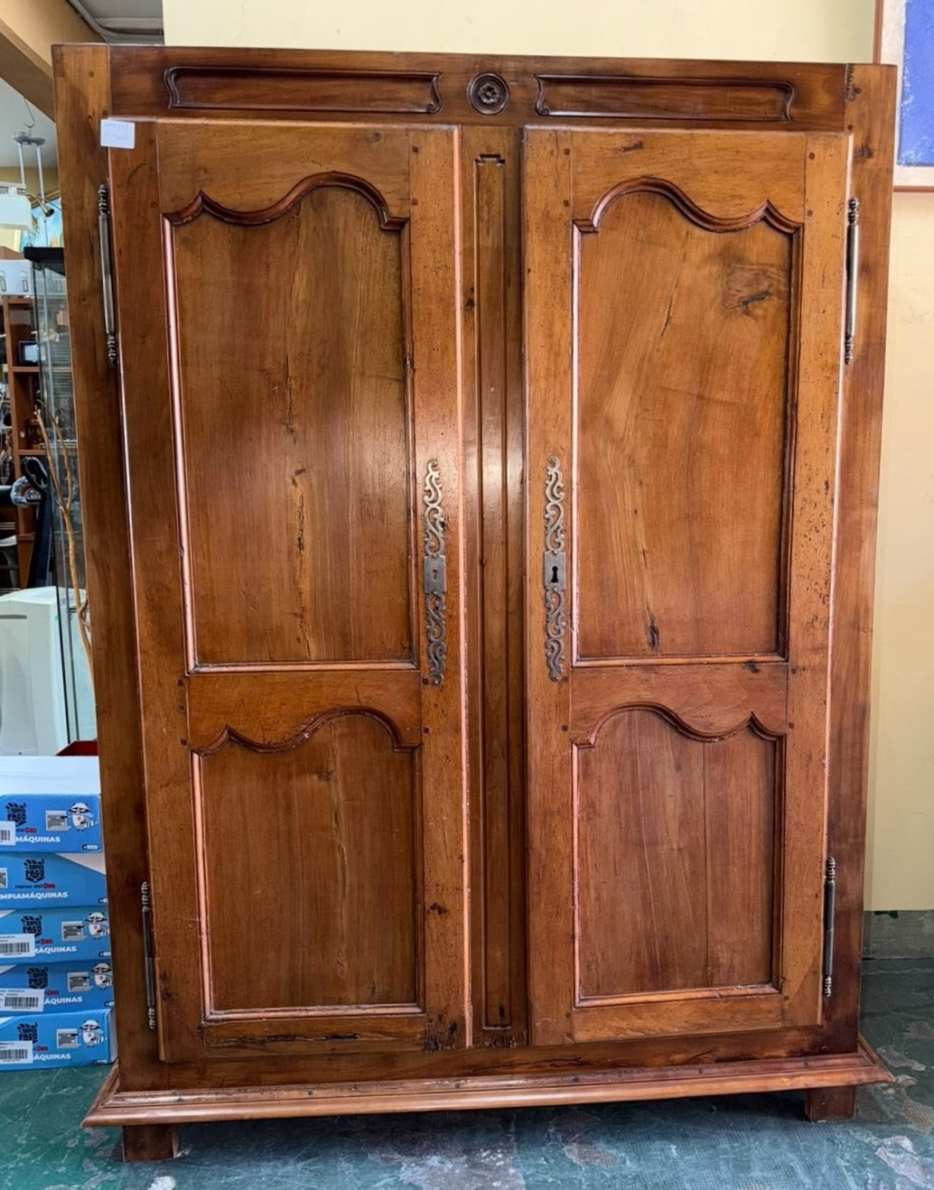 Ropero clásico dos puertas