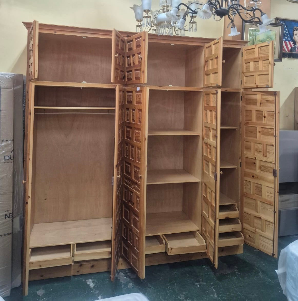 Armario cinco puertas — imagen 3