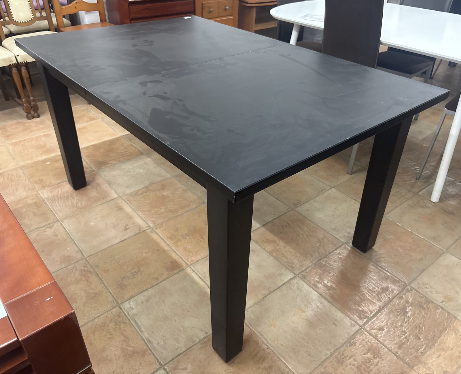 Mesa de comedor — imagen 3