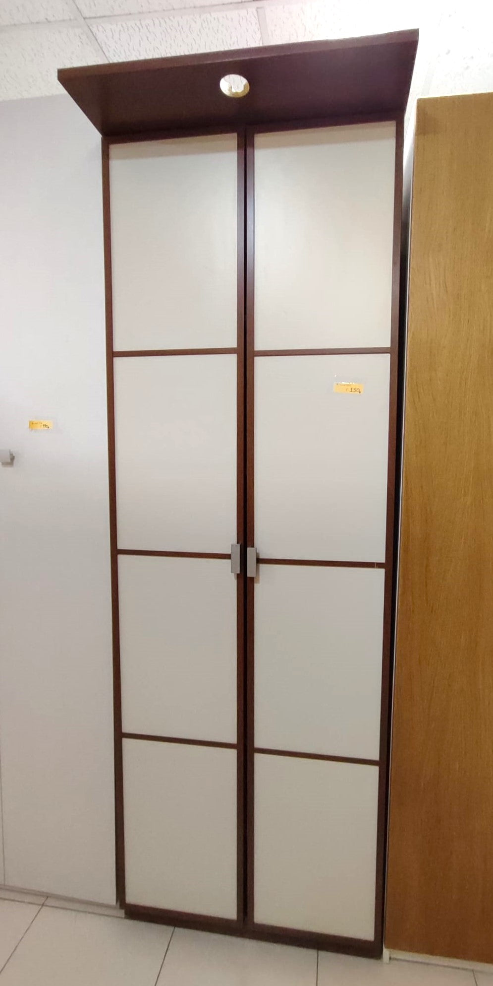 Armario dos puertas
