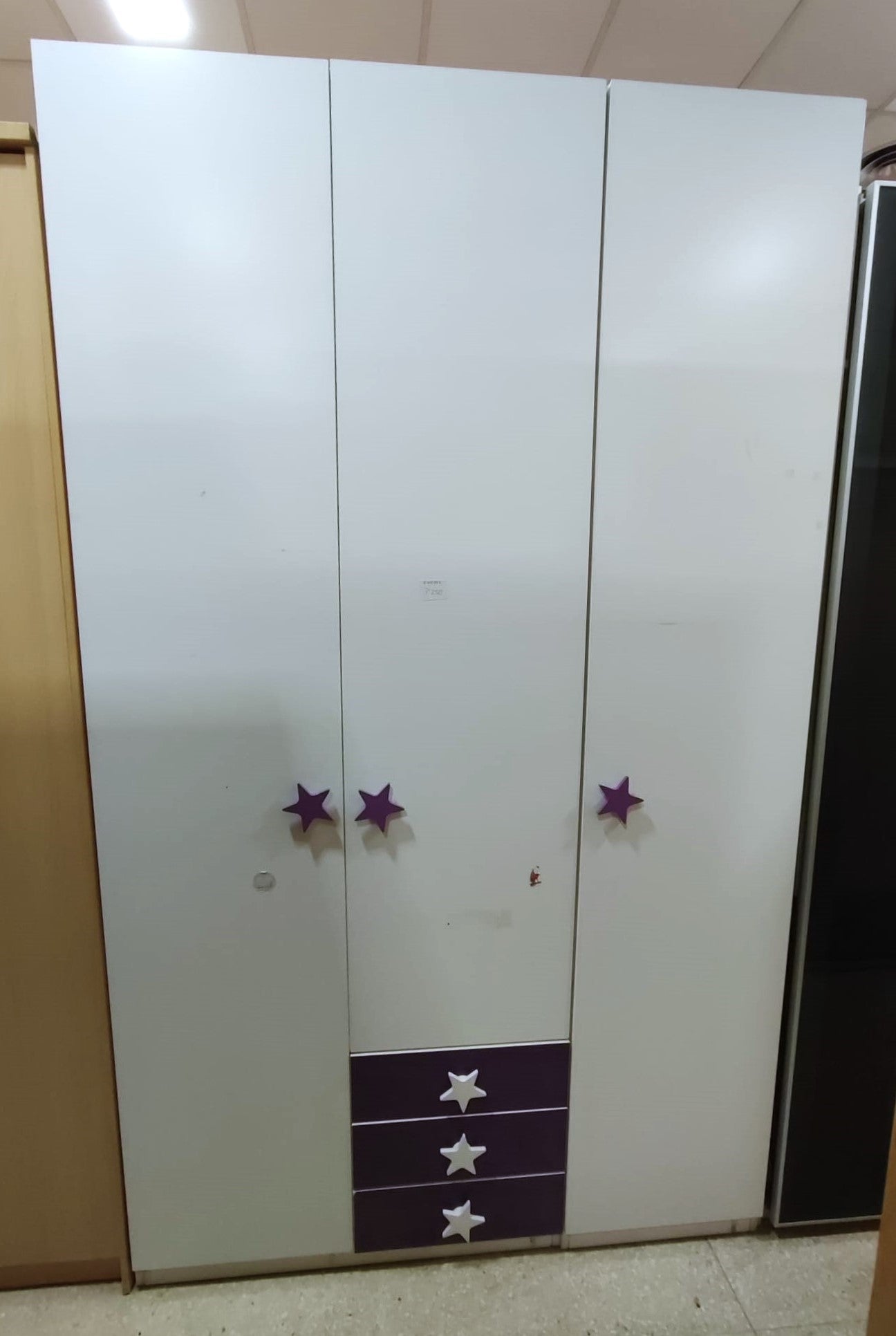 Armario tres puertas