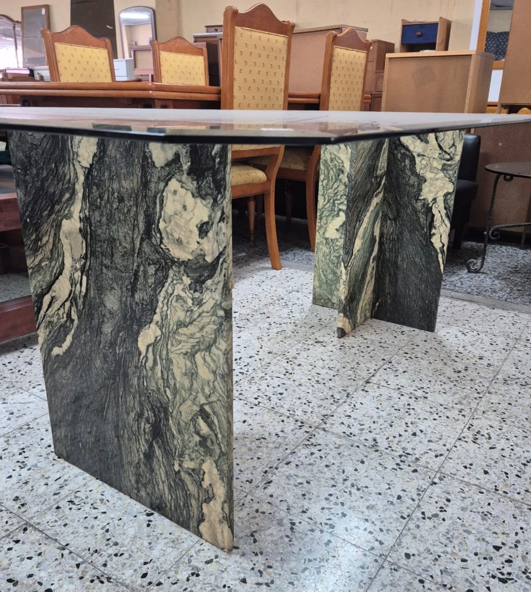 Mesa de cristal y marmol — imagen 3