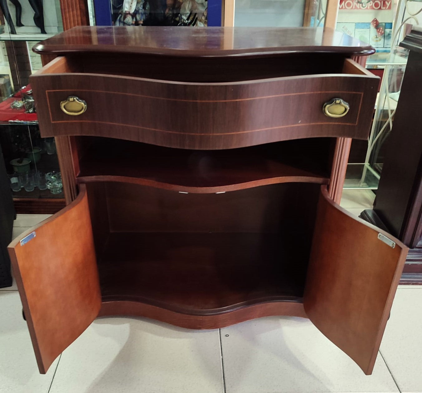 Mueble TV clásico — imagen 3