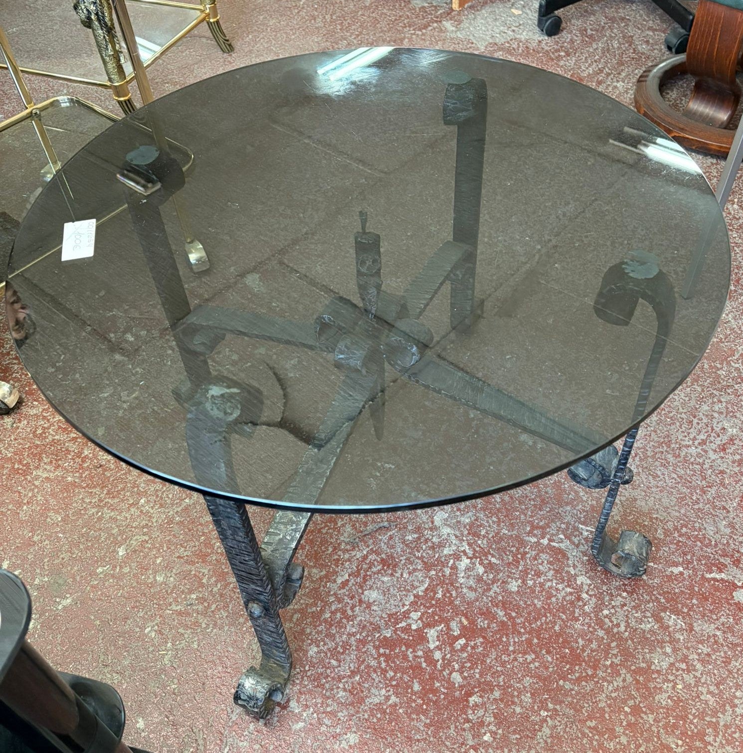 Mesa de centro redonda — imagen 4
