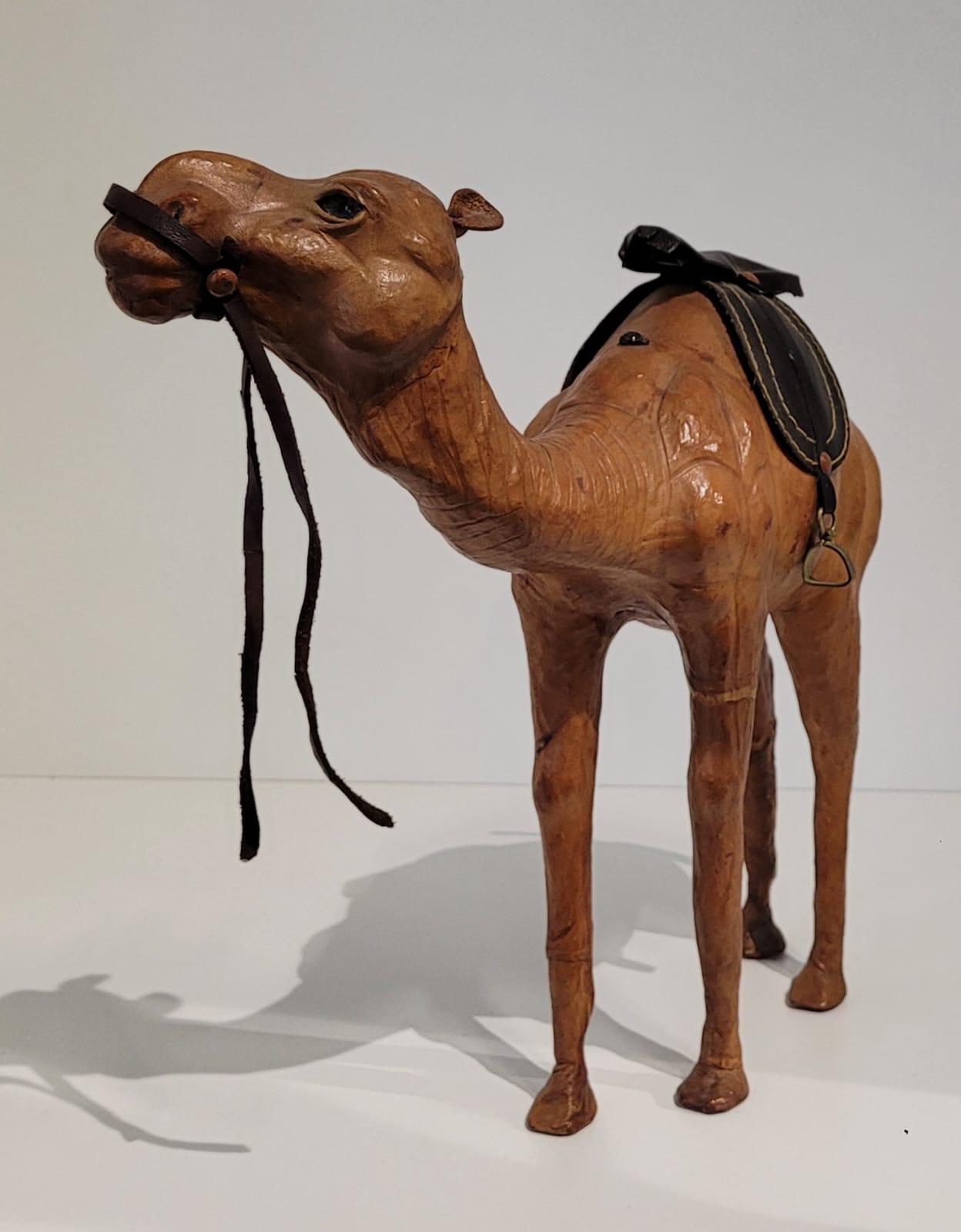 Figura decorativa camello