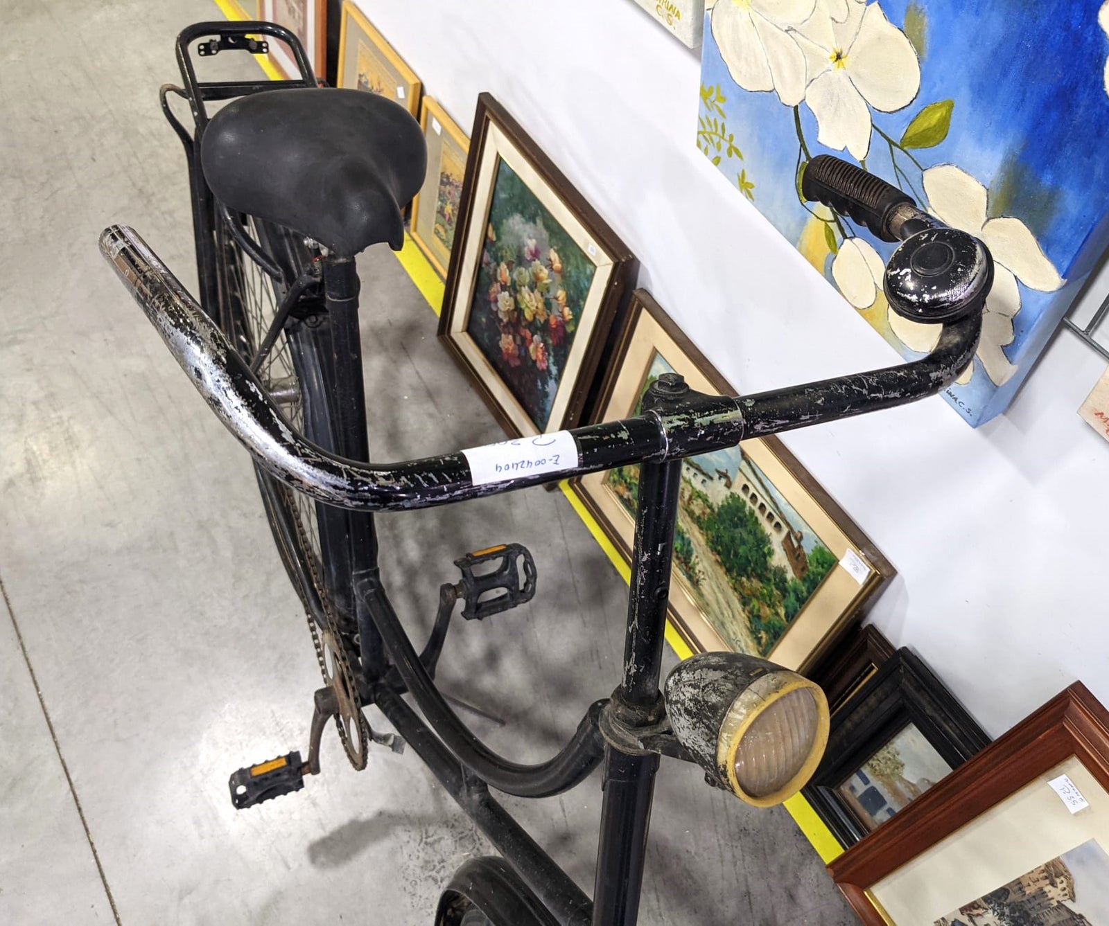 Bicicleta clásica de paseo vintage — imagen 3