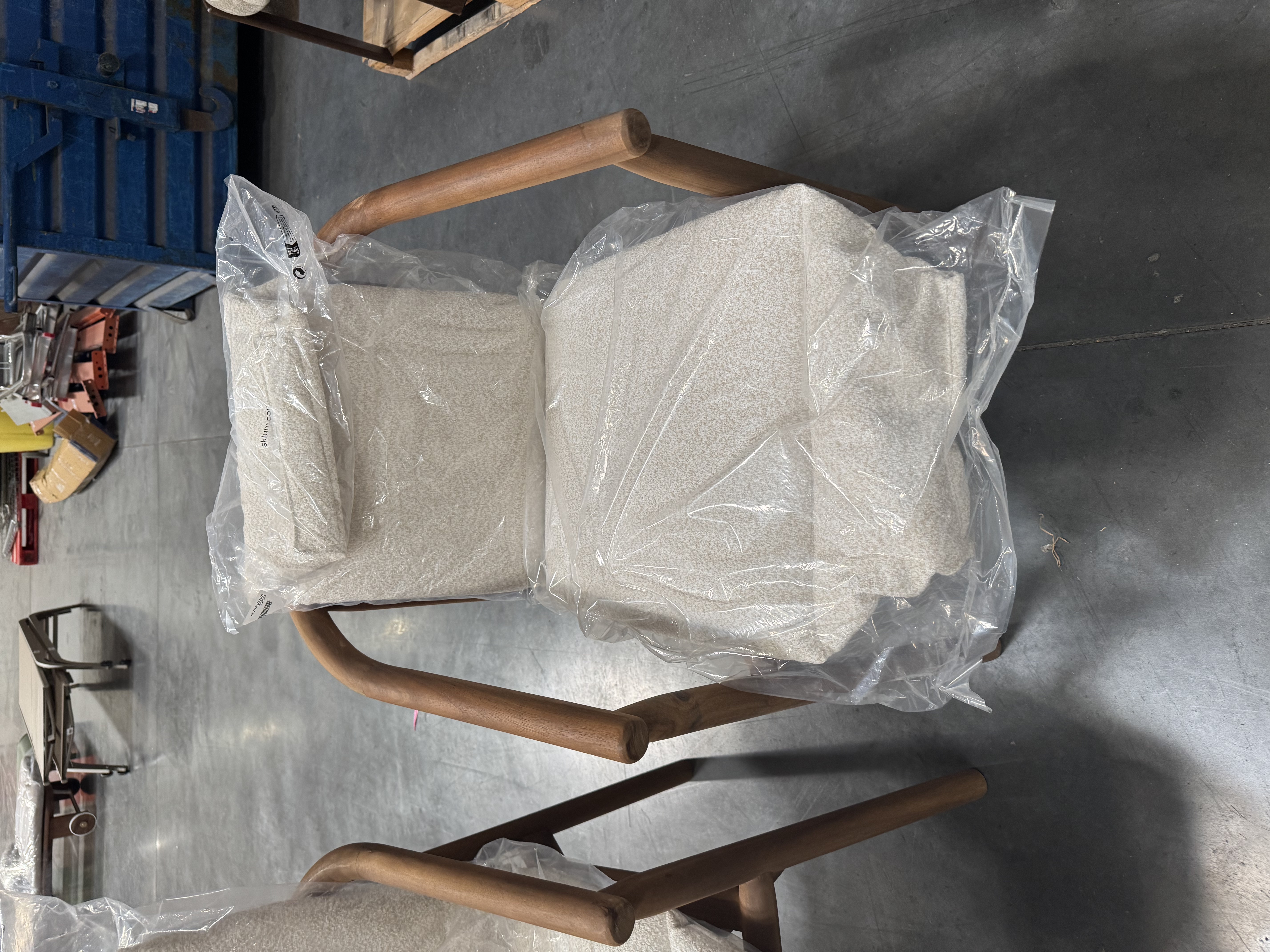 Pack de 2 sillas SKLUM con reposabrazos en madera de fresno y cojín como nueva — imagen 2