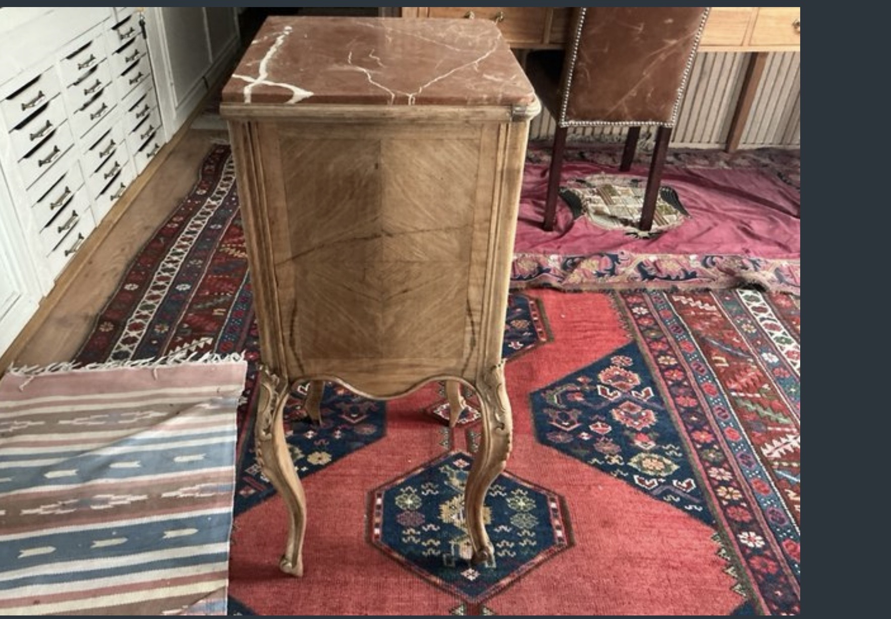 Velador Francés — imagen 2