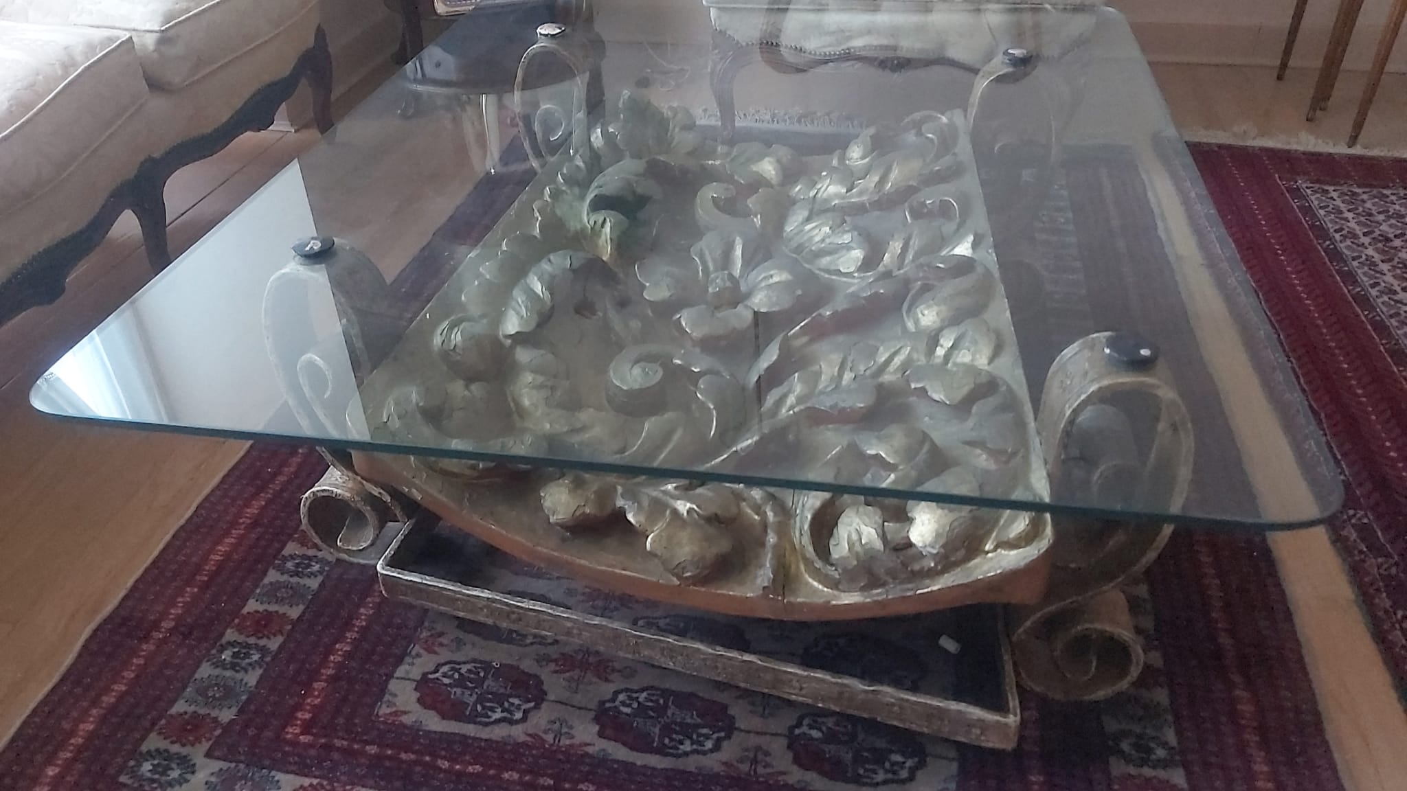 Mesa de Centro con Retablo Barroco Antiguo de Iglesia — imagen 3