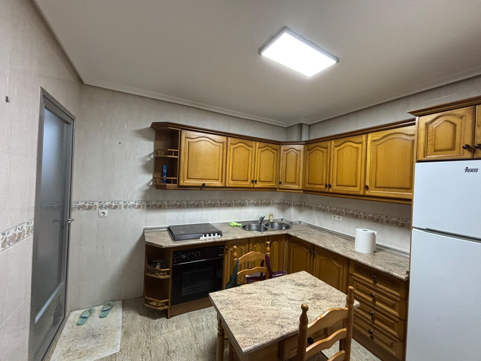 🍽️ Cocina completa de estilo clásico