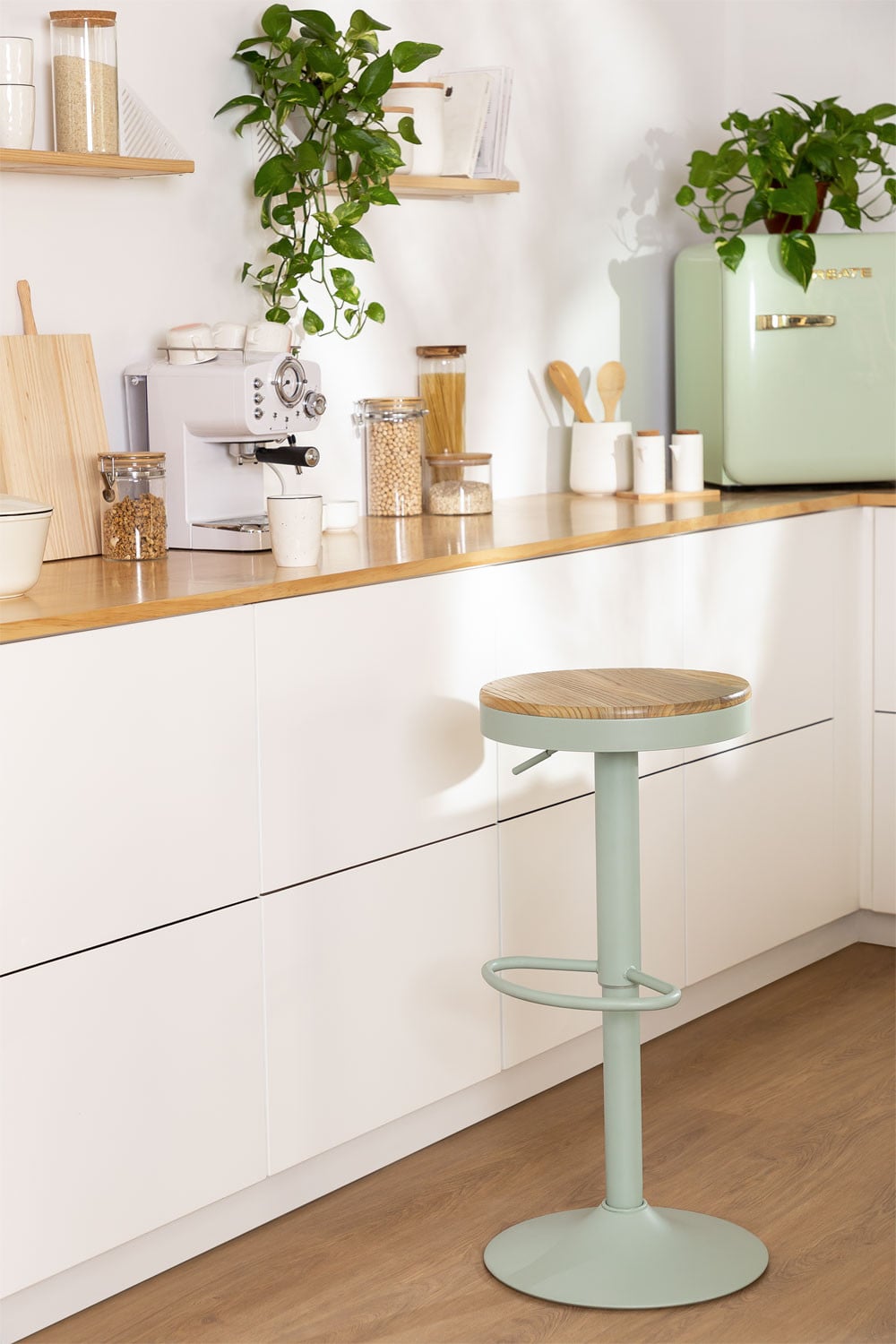 Taburete alto SKLUM giratorio y regulable en acero y madera como nuevo
