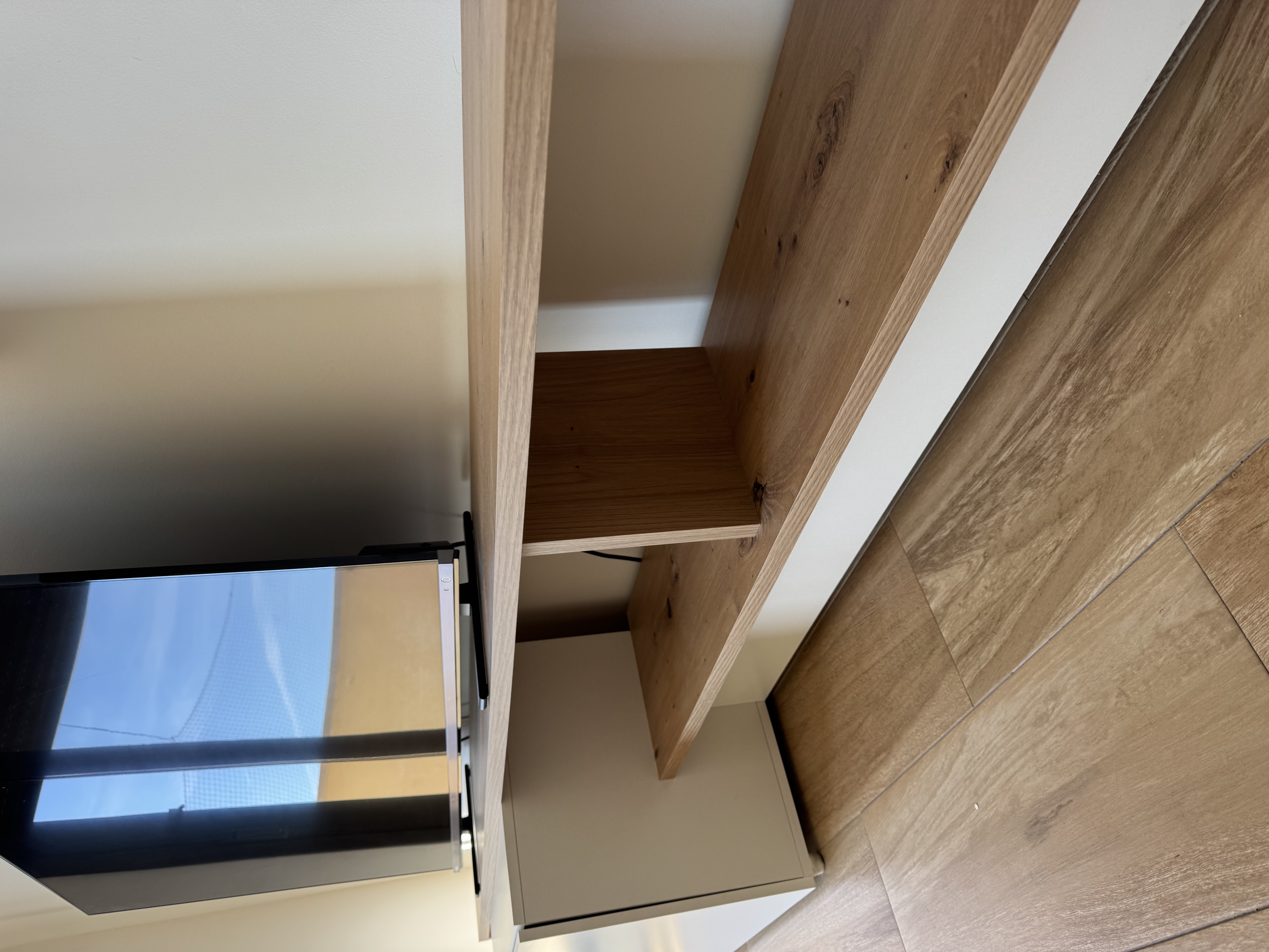 Mueble modular de salón y mesita de centro — imagen 2