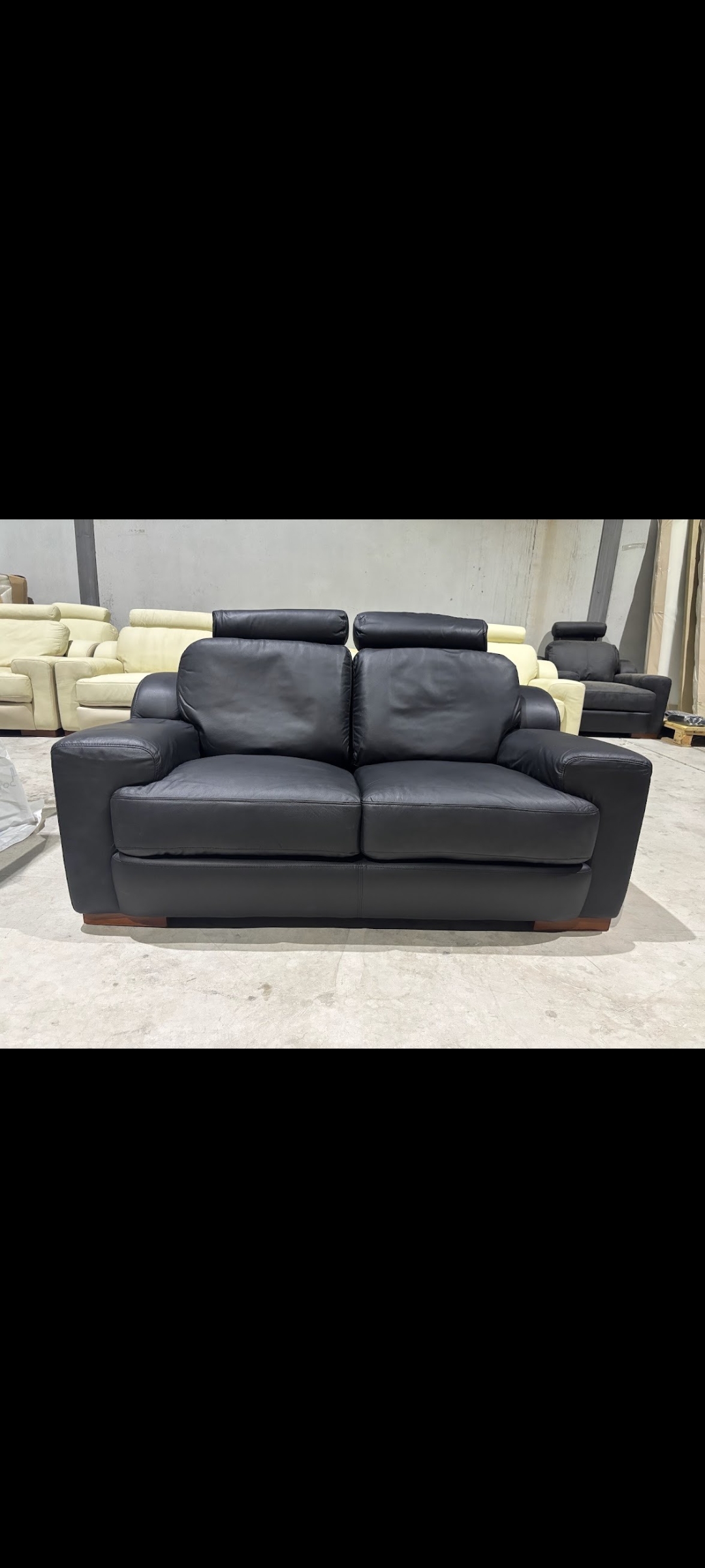 Sofá 2 plazas, cuero negro, NUEVO